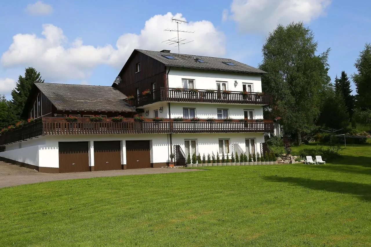 Landhotel Garni Schweizerhaus Schoenwald im Schwarzwald Hotel
